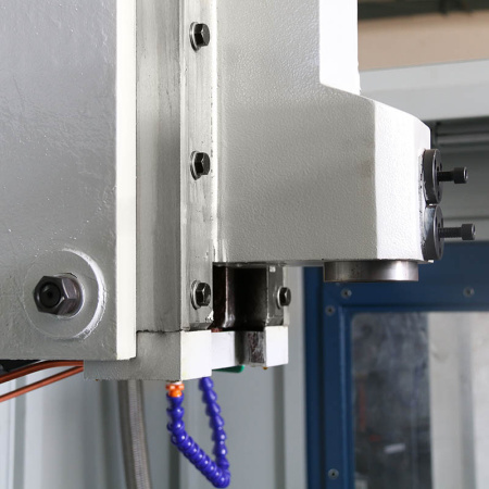 BK5040 Долбежный станок с ЧПУ